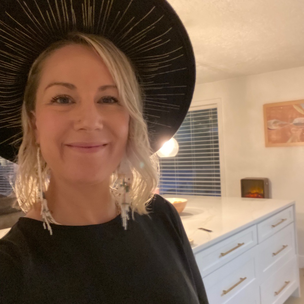 Meet your Posher, Breana